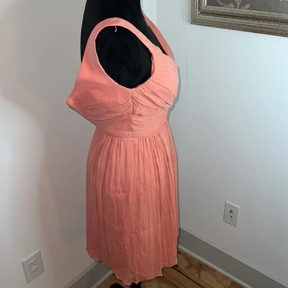 J. Crew 100%‎ Silk above the knee sleeveless textured formal dress Sz 00